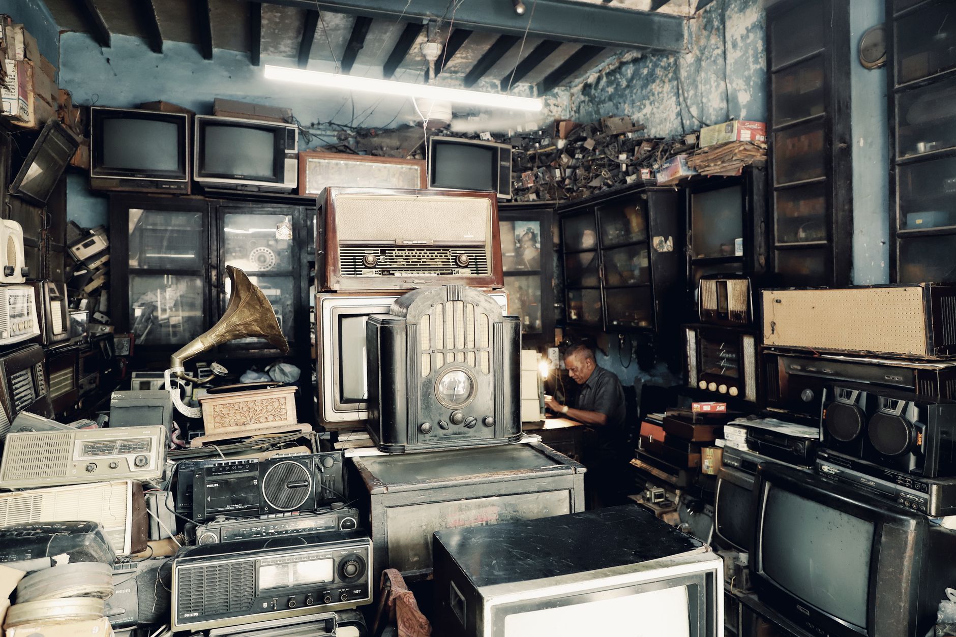Bajaj Electronics store